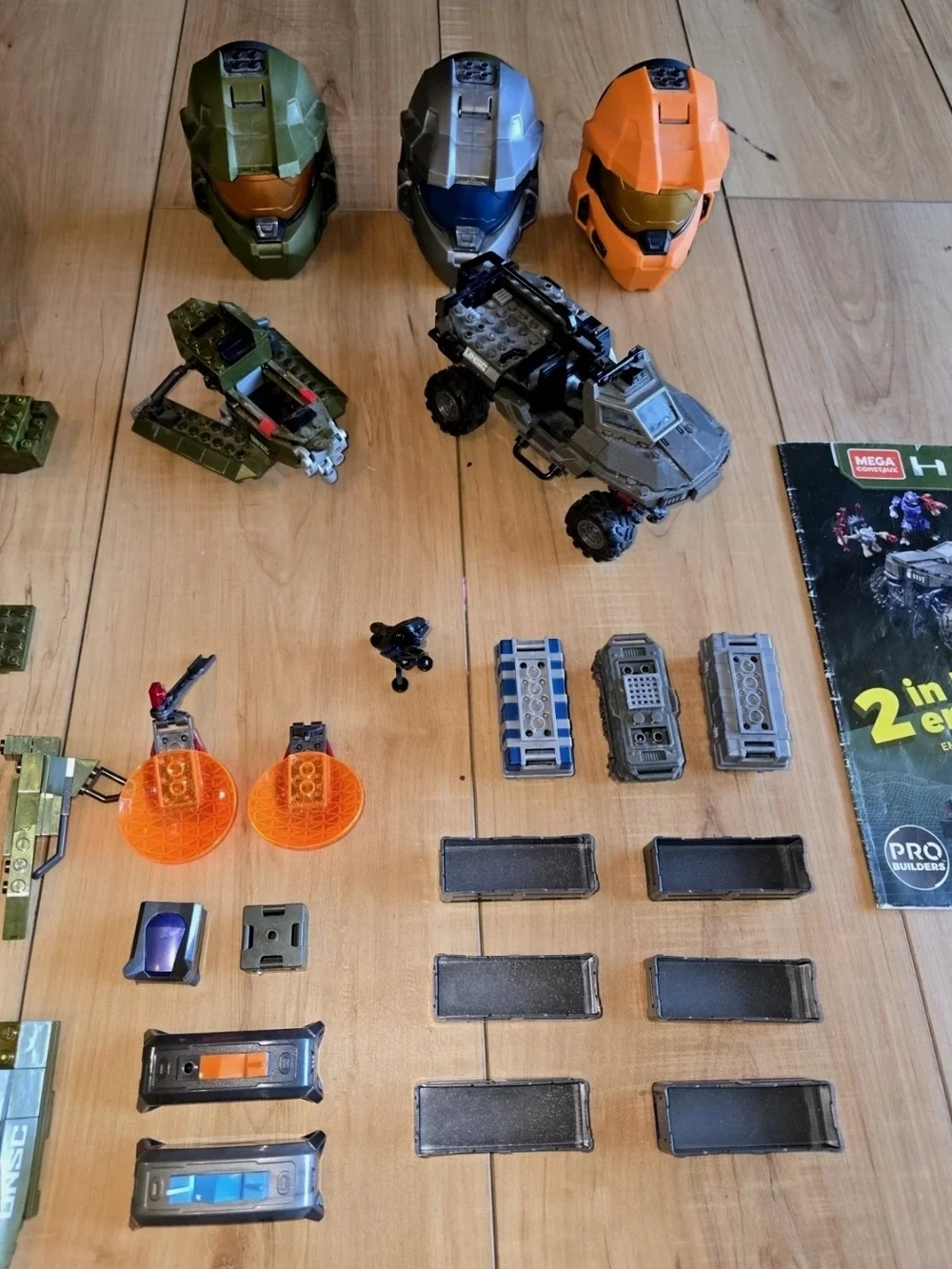 Mega Bloks Construx Halo Pelican Vehicles Minifigs Figures Guns Accessories Lot